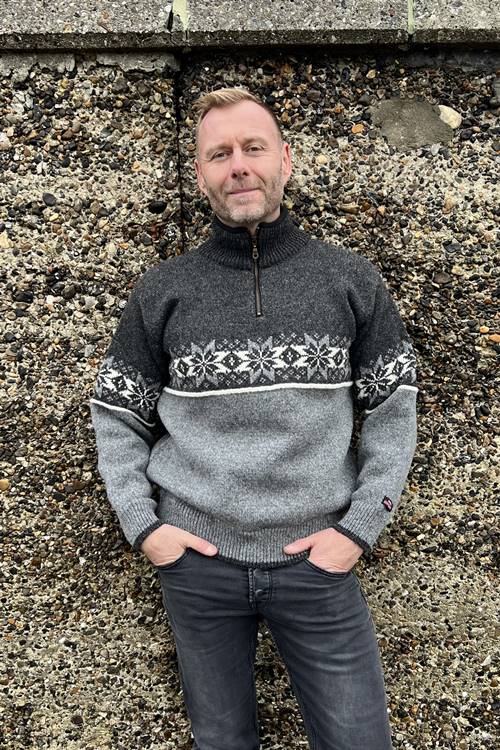 Originale norske sweaters 100% uld sælges hos grossisthandel og engroshandel